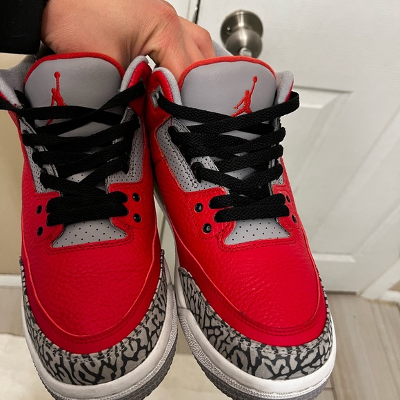 Jordan 3 red cement - Picture 2 of 3
